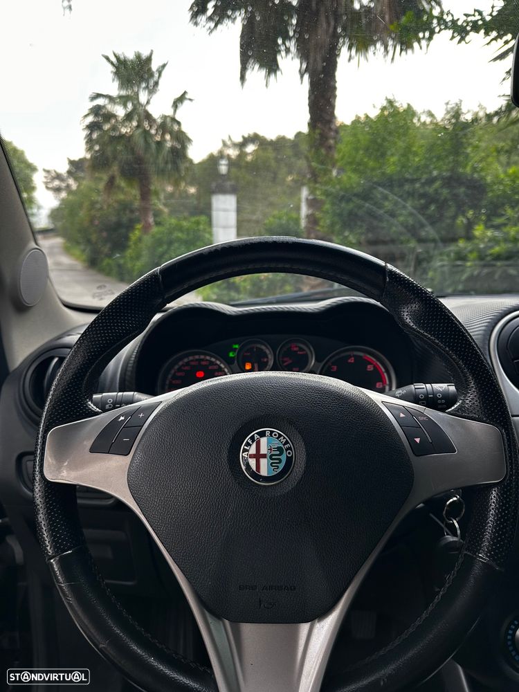 Alfa Romeo MiTo 1.3 JTDM - 13