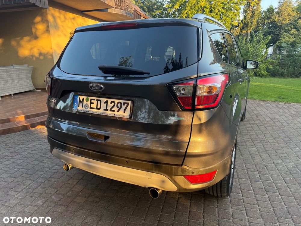 Ford Kuga 1.5 EcoBoost 4x4 Business Edition - 11