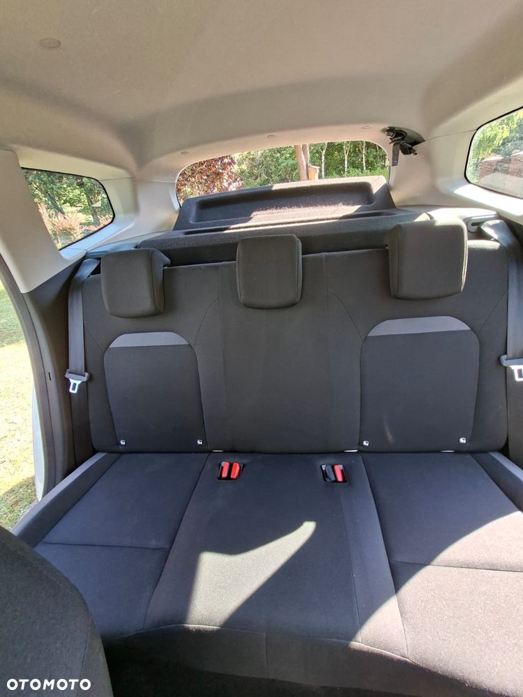 Dacia Duster 1.6 SCe Access S&S - 7