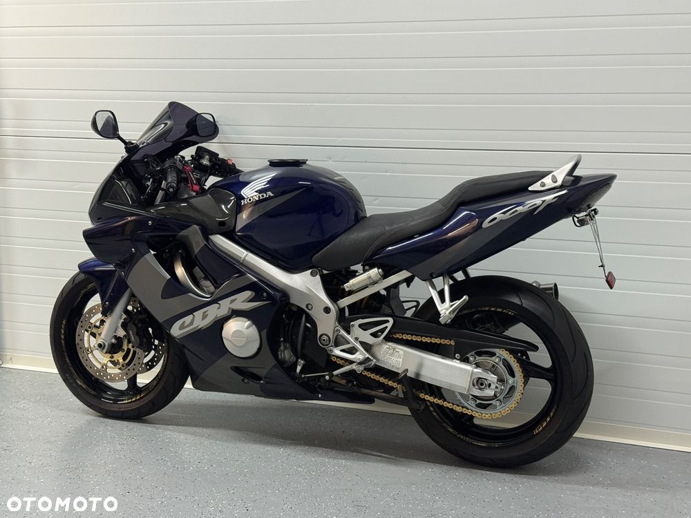 Honda CBR - 15