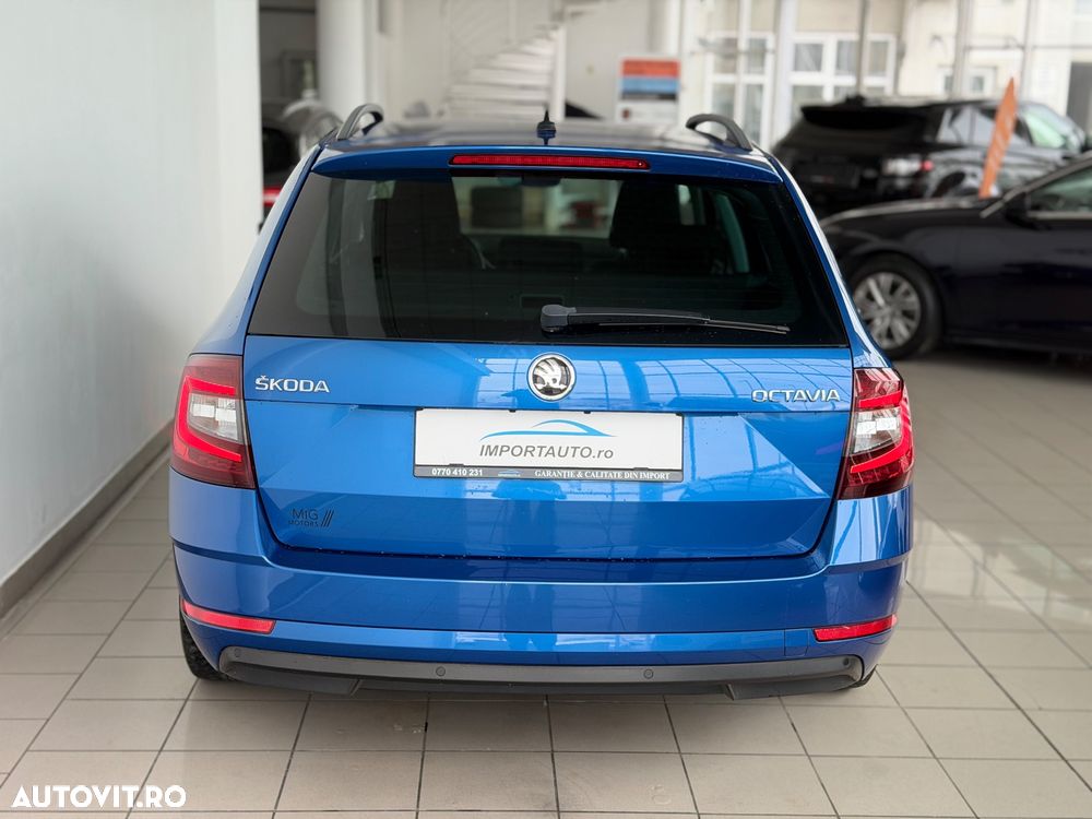 Skoda Octavia 1.6 TDI DSG Ambition - 11