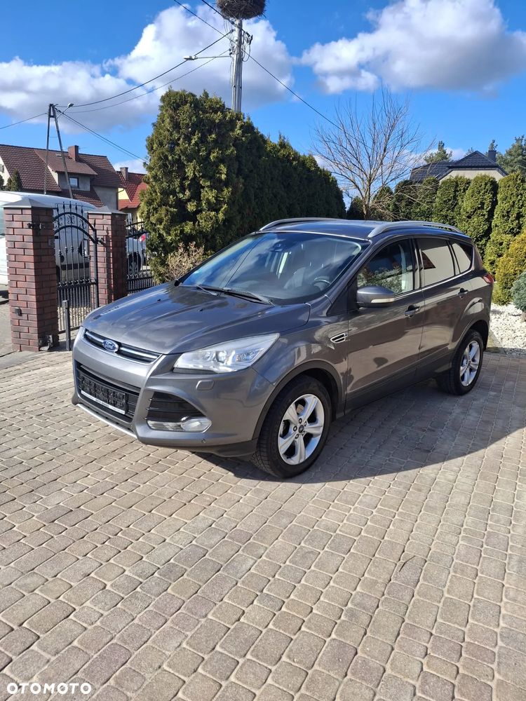 Ford Kuga 1.6 EcoBoost 2x4 Titanium - 3