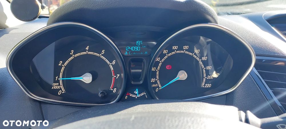 Ford Fiesta 1.0 EcoBoost STart-Stop Titanium - 14