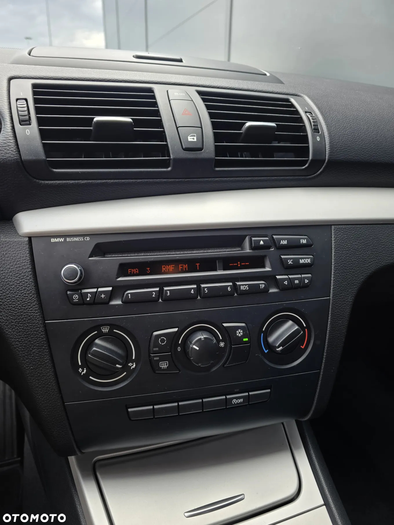 BMW Seria 1 116i - 12
