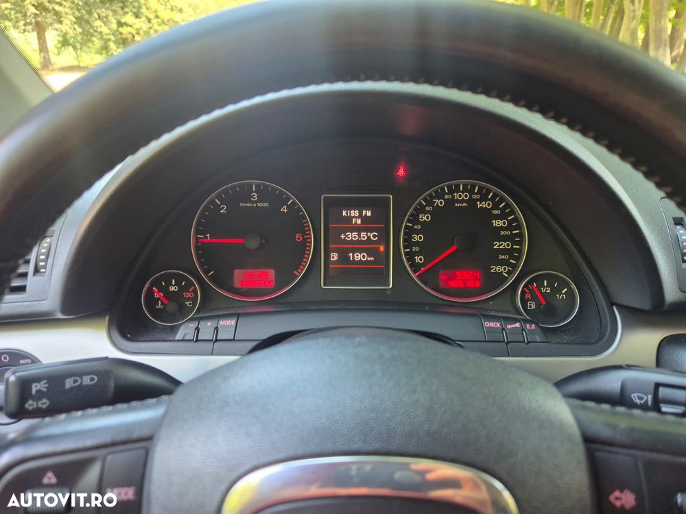 Audi A4 Limuzina 2.0 TDI B8 - 5