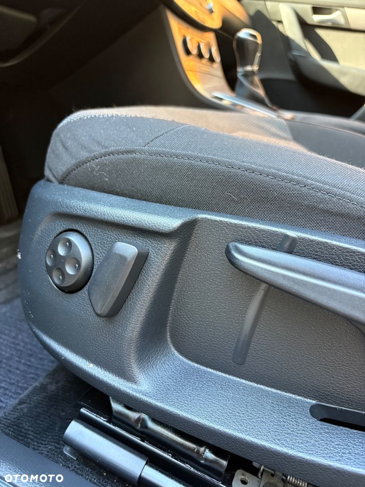 Volkswagen Passat - 9