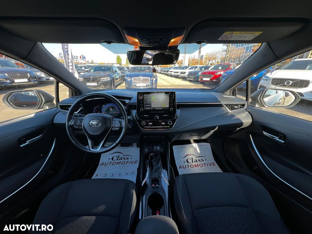 Toyota Corolla - 4