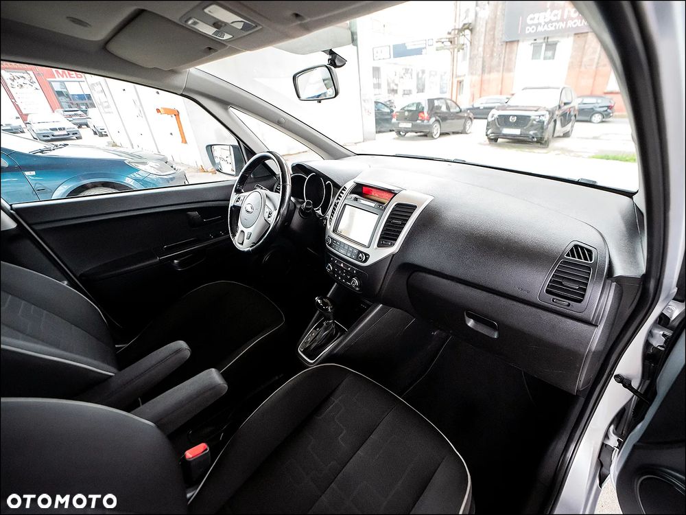 Kia Venga - 17