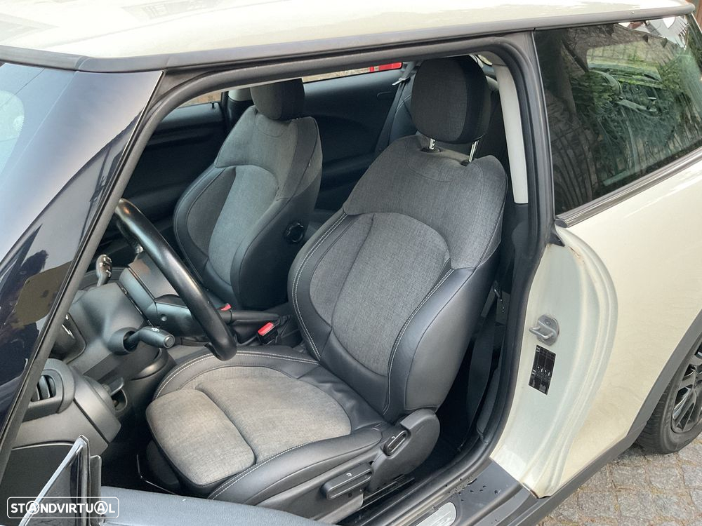 MINI 3 Portas One - 12