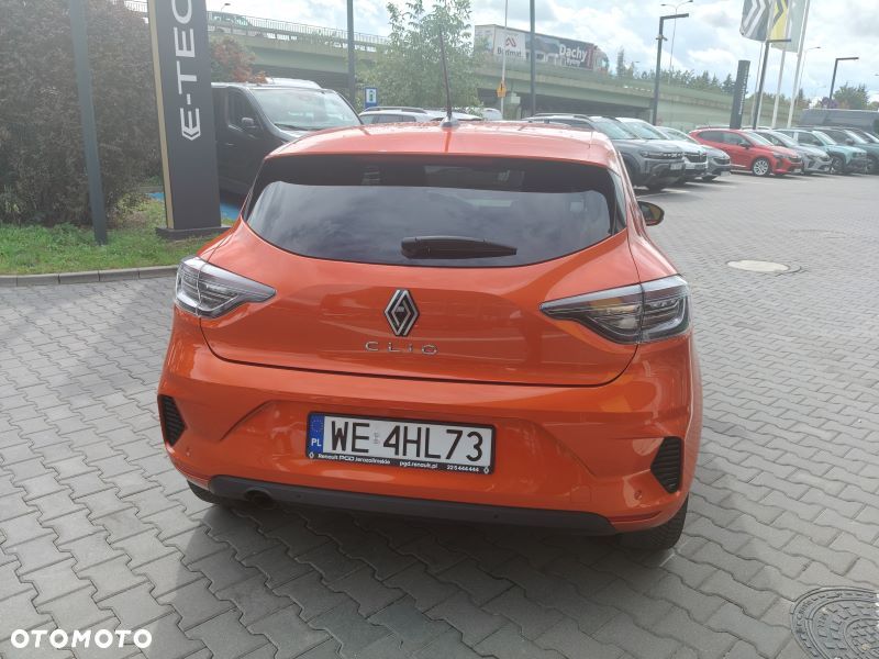 Renault Clio - 12