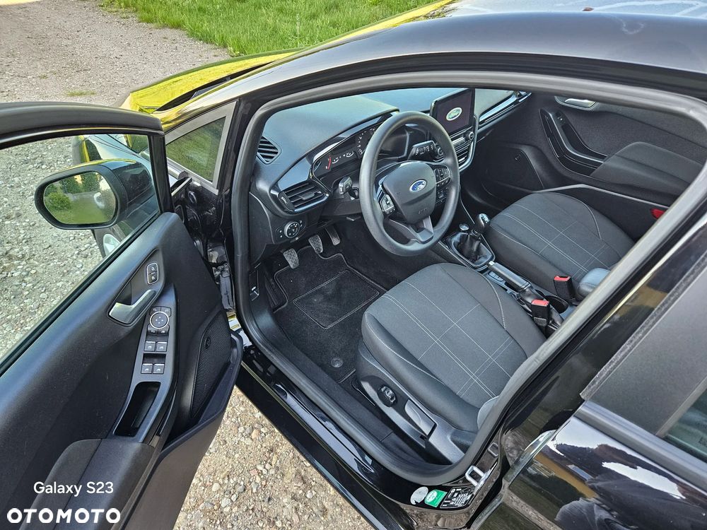 Ford Fiesta 1.1 S&S COOL&CONNECT - 11
