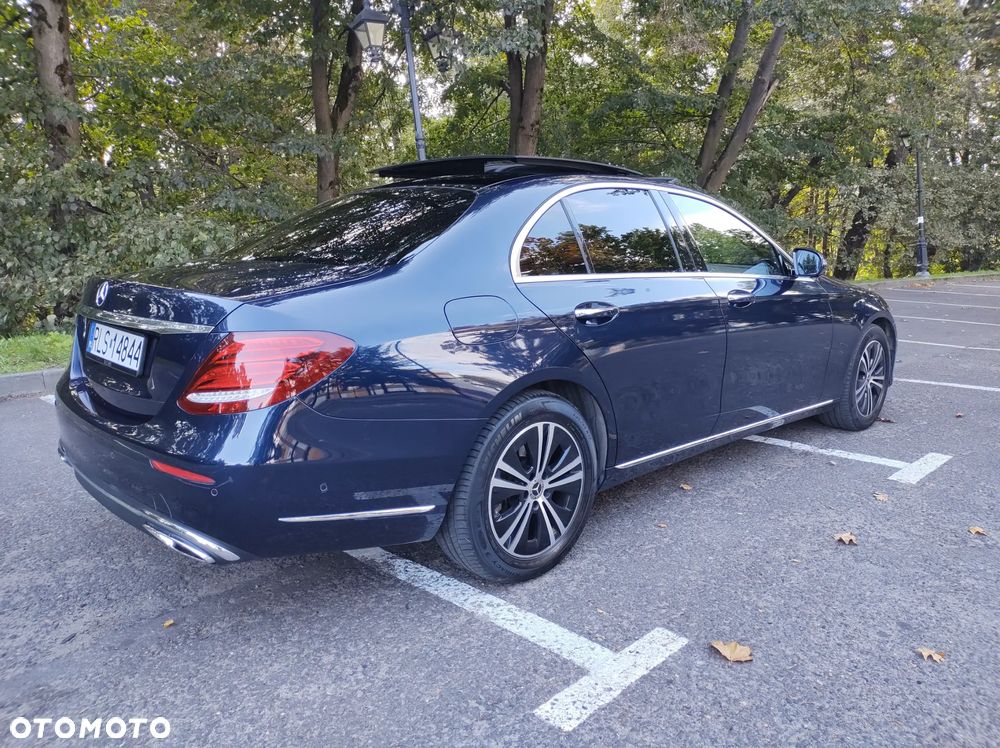 Mercedes-Benz Klasa E 220 d 4-Matic 9G-TRONIC - 6