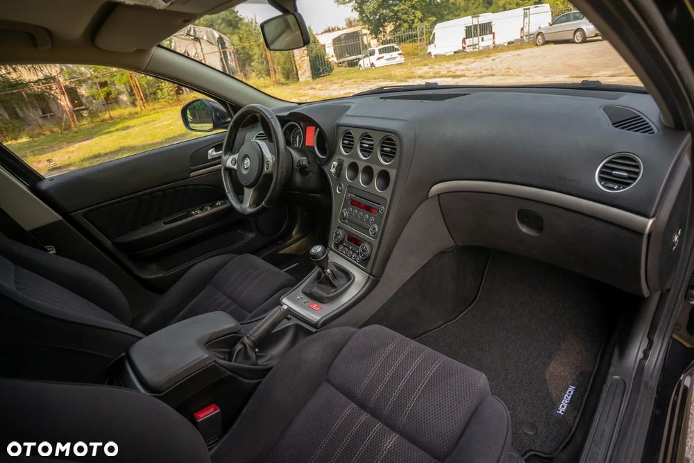 Alfa Romeo 159 2.2 JTS 16V Distinctive - 20