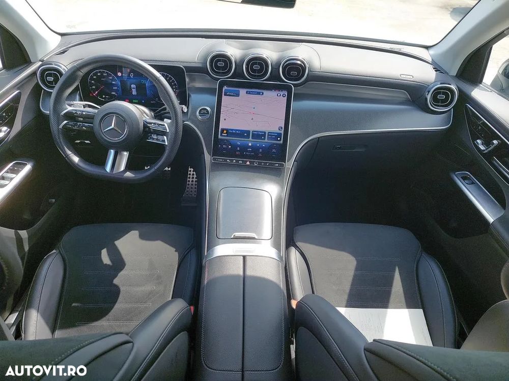 Mercedes-Benz GLC 300 e 4MATIC - 11
