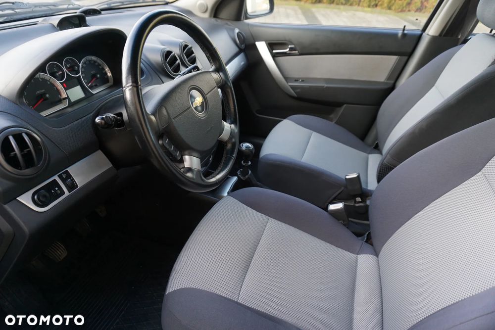 Chevrolet Aveo 1.4 16V LT - 7