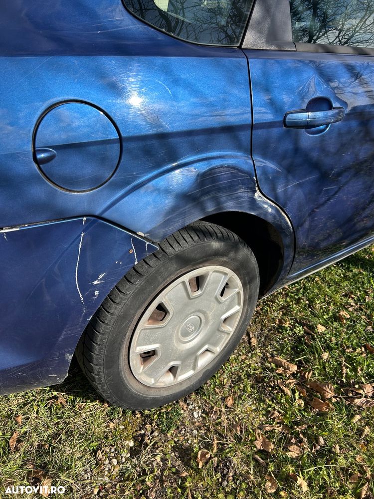 Ford Focus 1.6 TDCI Trend - 13