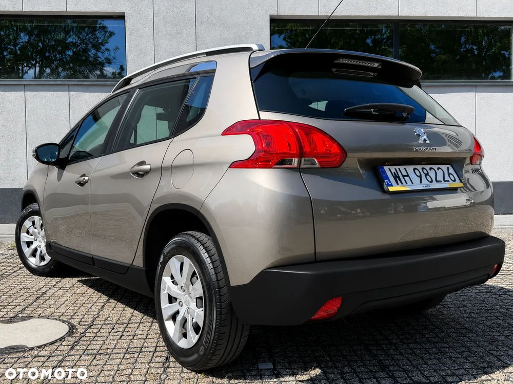 Peugeot 2008 1.2 VTi Allure - 3