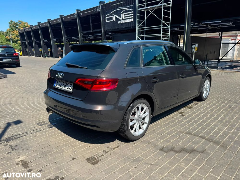 Audi A3 2.0 TDI Quattro Stronic Ambiente - 4
