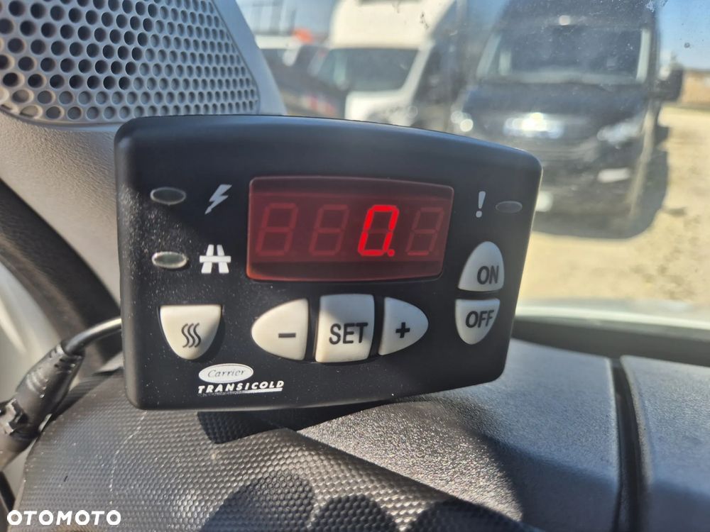 Chłodnia mroźnia 3.5m Iveco 2018 Carrier Pulsor 400, zasilanie stacjonarne 230v - 15