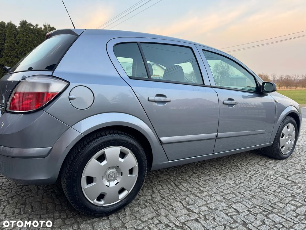 Opel Astra 1.6 Edition - 12