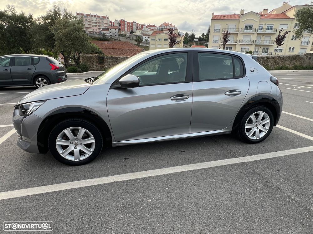 Peugeot e-208 Allure Pack - 12