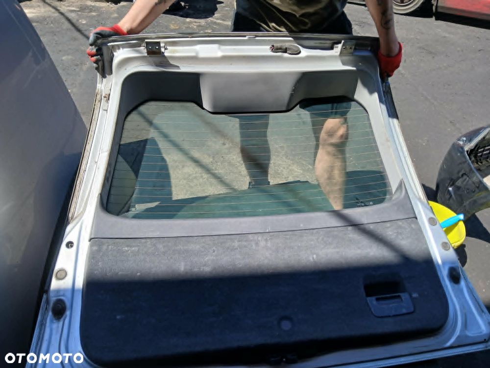 Opel Vectra C kombi lift klapa bagażnika kod lakieru Z157 - 5