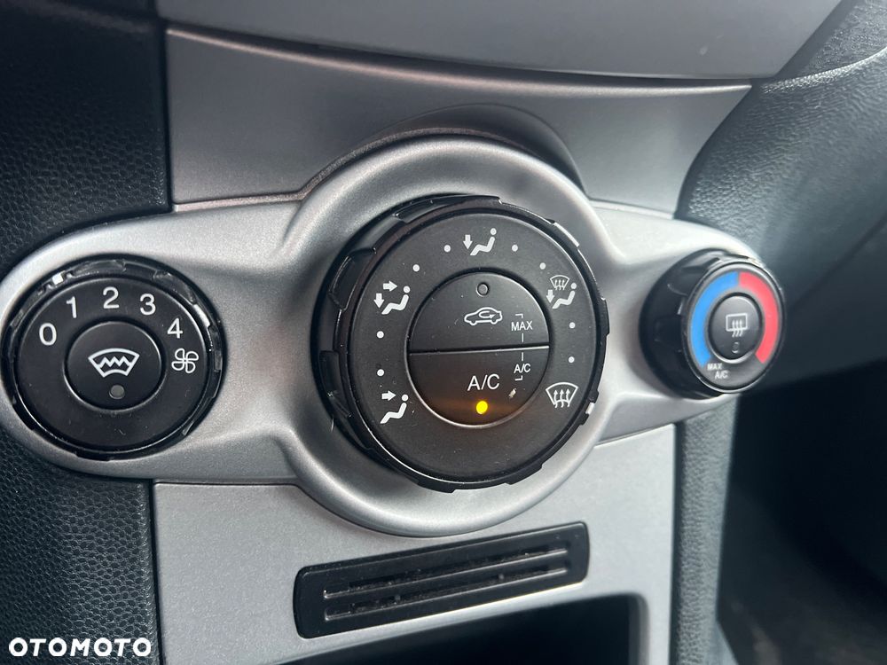 Ford Fiesta 1.4 Gold X - 6