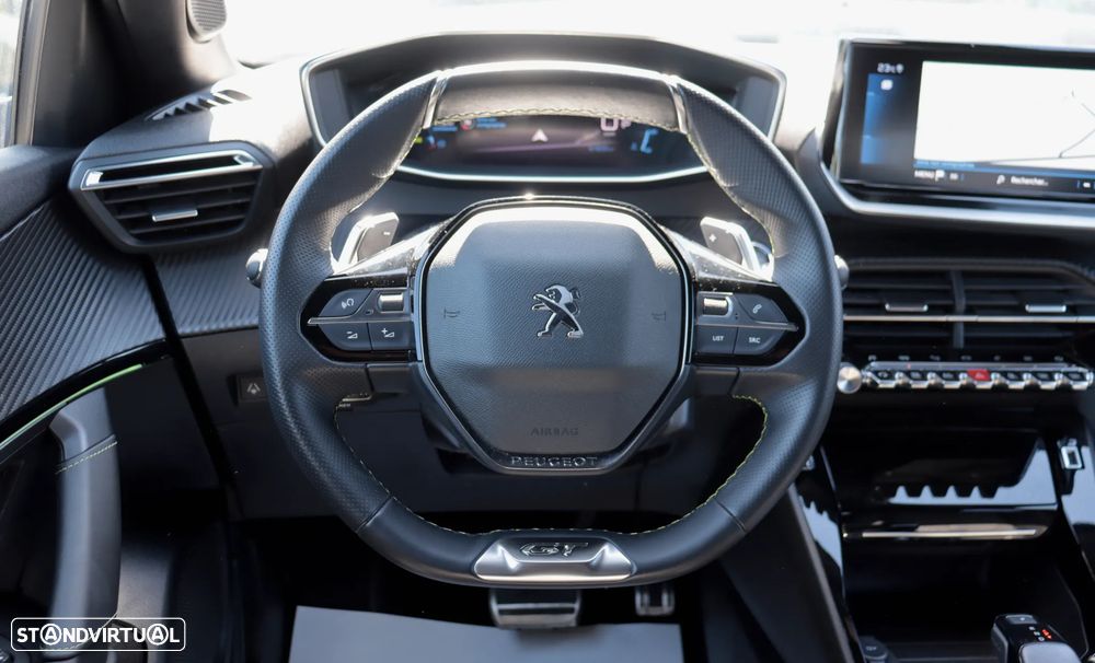 Peugeot 2008 1.2 PureTech GT EAT8 - 10