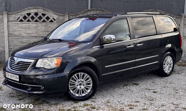 Lancia Voyager 2.8CRD Platinum - 2