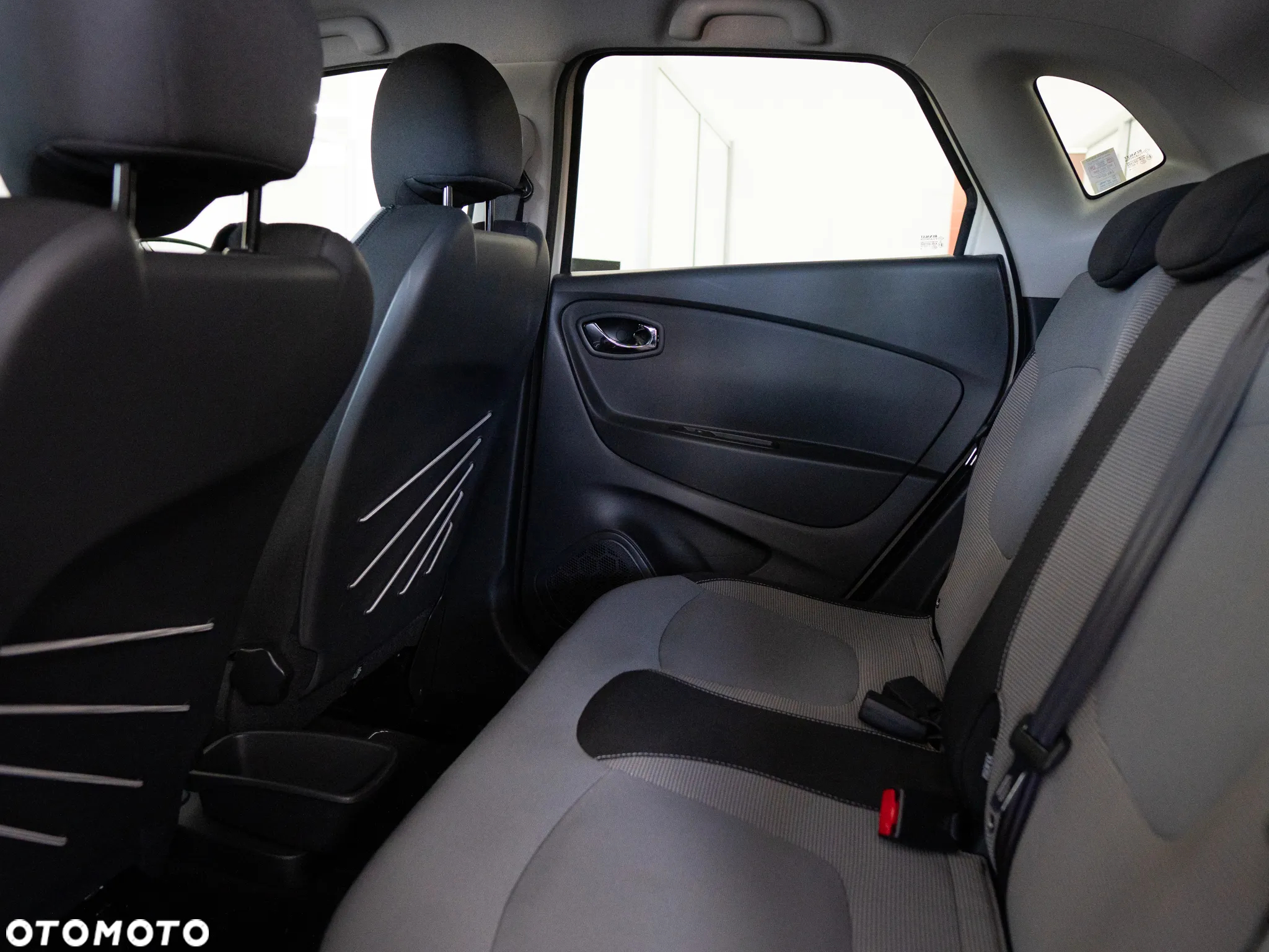 Renault Captur - 37