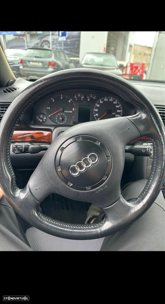 Audi A4 - 4