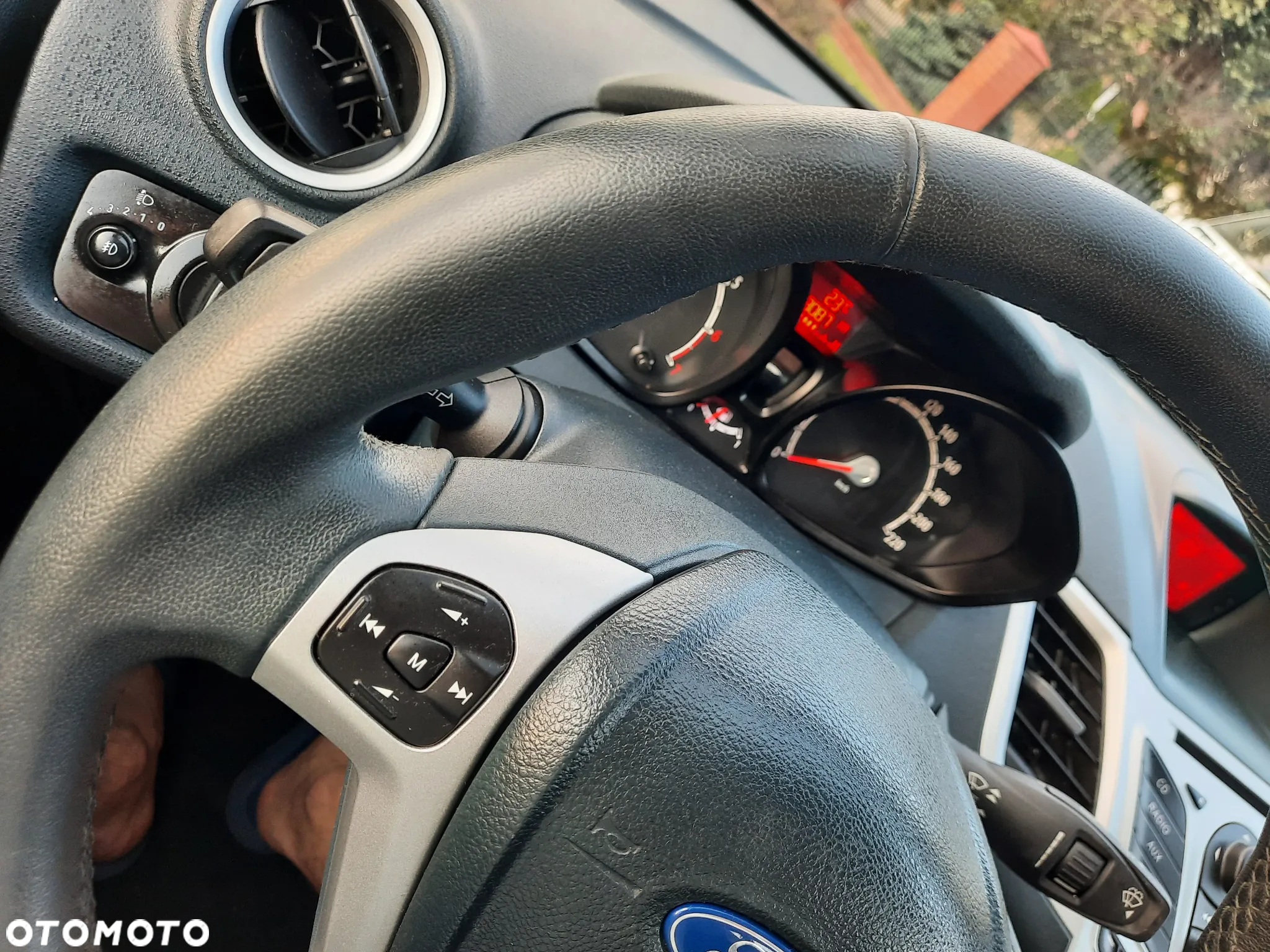 Ford Fiesta 1.25 Ambiente - 21