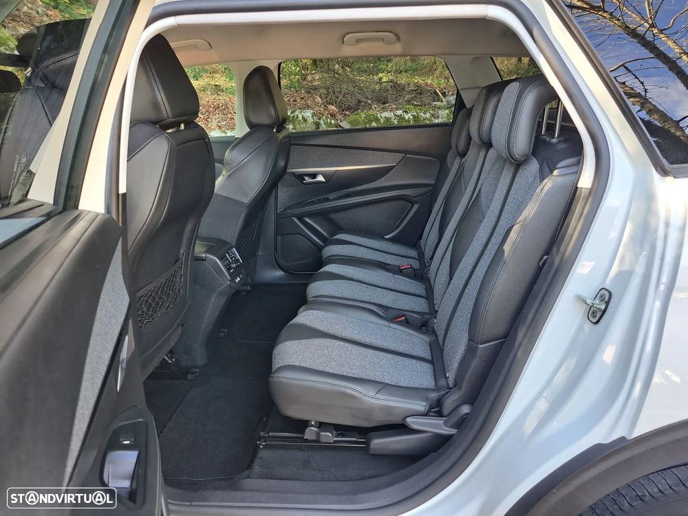 Peugeot 5008 BlueHDI 130 EAT8 Allure - 33