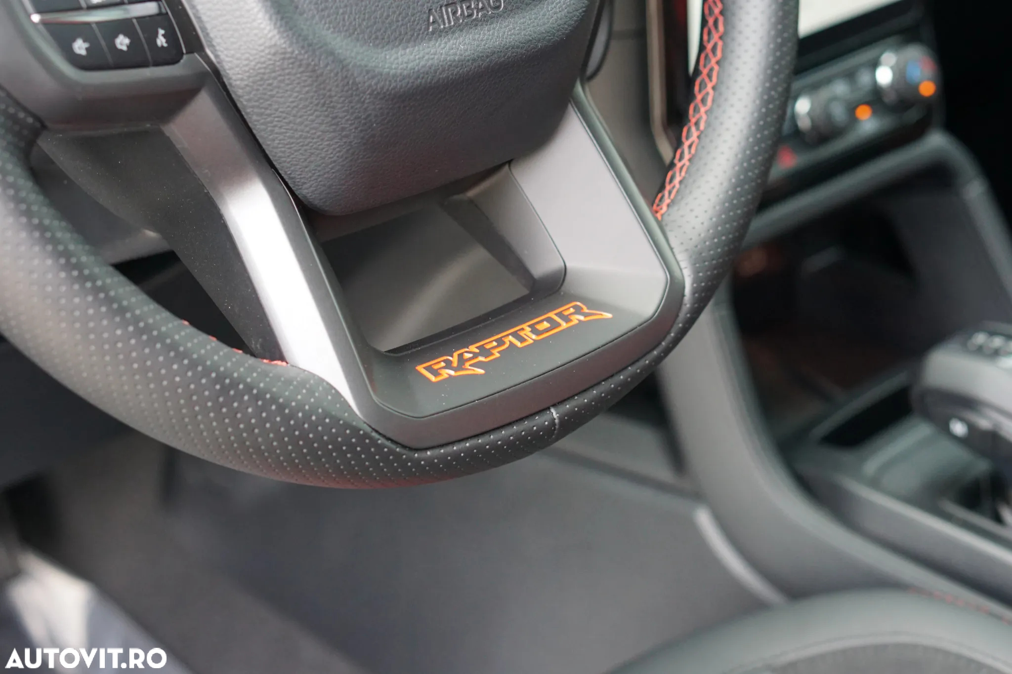 Ford Ranger Pick-Up 3.0 EcoBoost 288 CP 4x4 Cabina Dubla Raptor Aut. - 8
