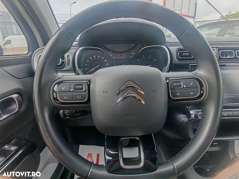 Citroën C3 1.2 PureTech S&S EAT Shine - 22