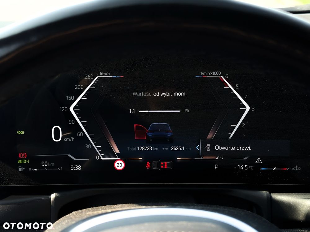 BMW Seria 3 320d xDrive mHEV sport - 26