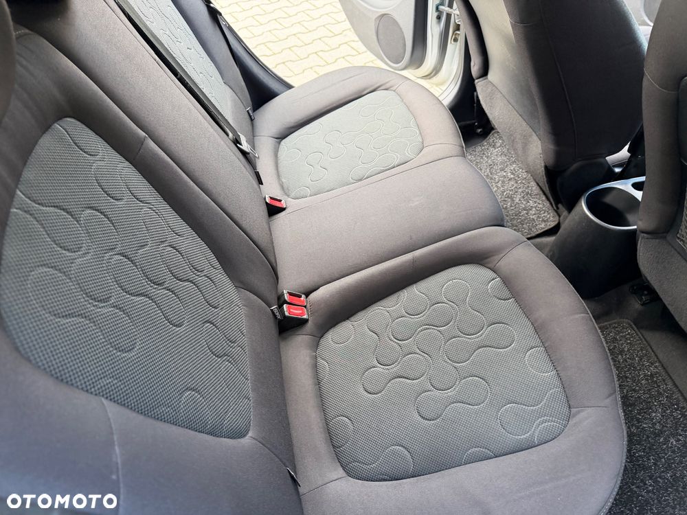 Hyundai i20 - 15