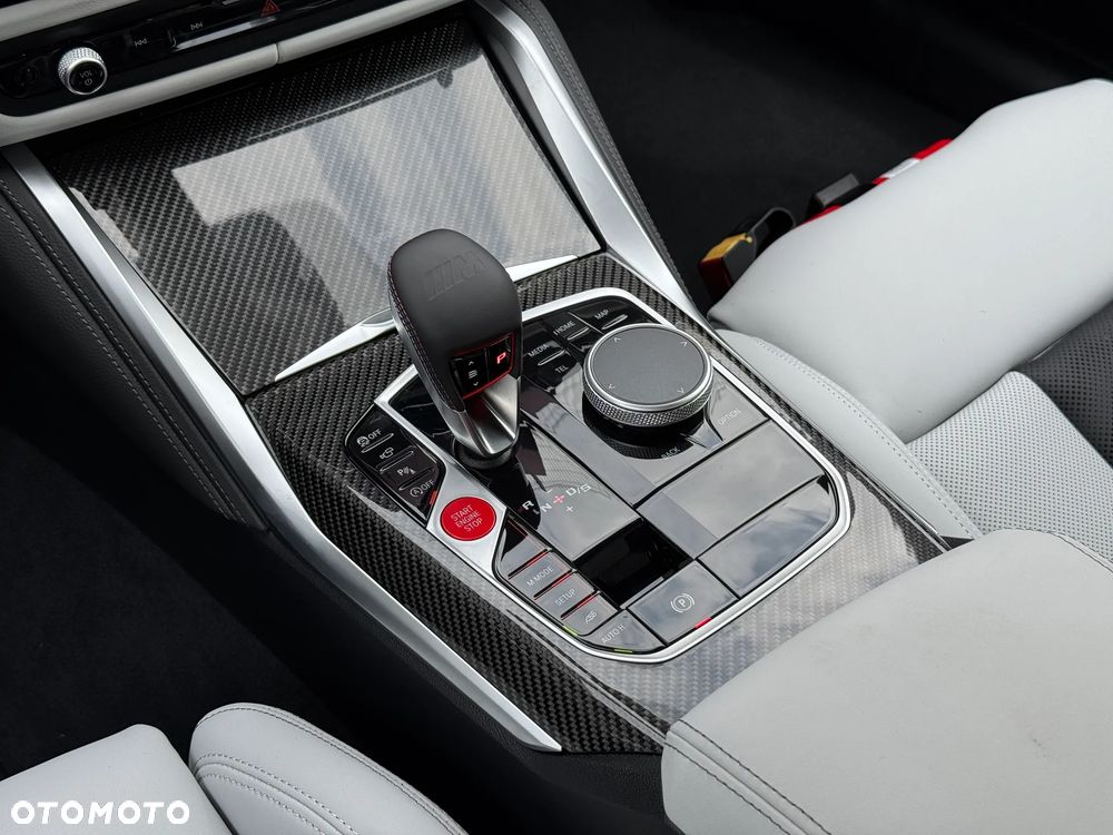 BMW M3 Competition M xDrive - 31