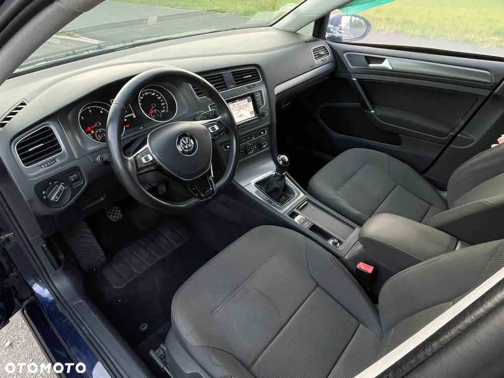 Volkswagen Golf 1.6 TDI DPF Comfortline - 12
