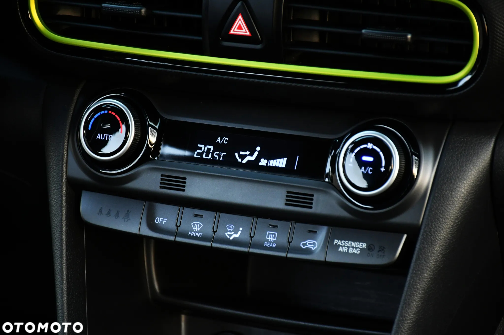 Hyundai Kona 1.6 T-GDI Premium DCT - 25