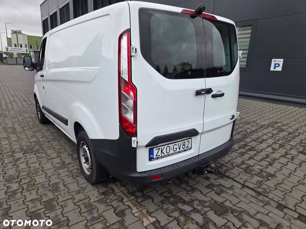 Ford TRANSIT CUSTOM - 3