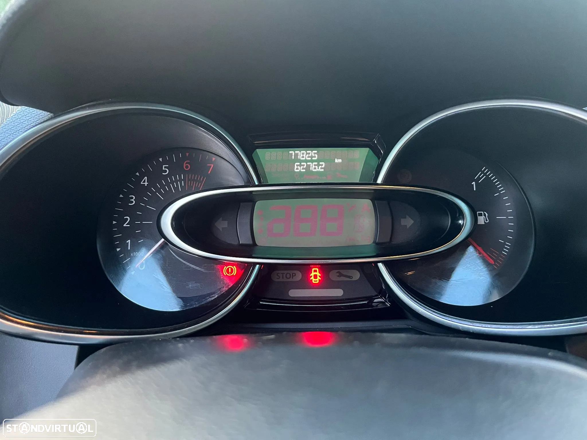 Renault Clio Sport Tourer 0.9 TCE - 23