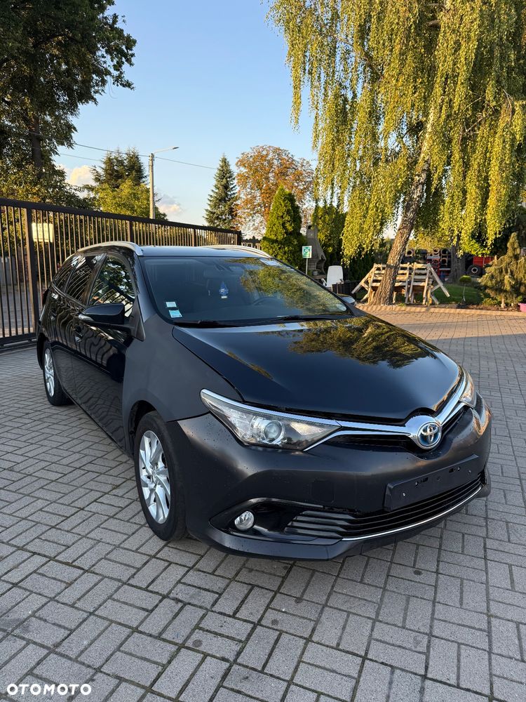Toyota Auris - 11