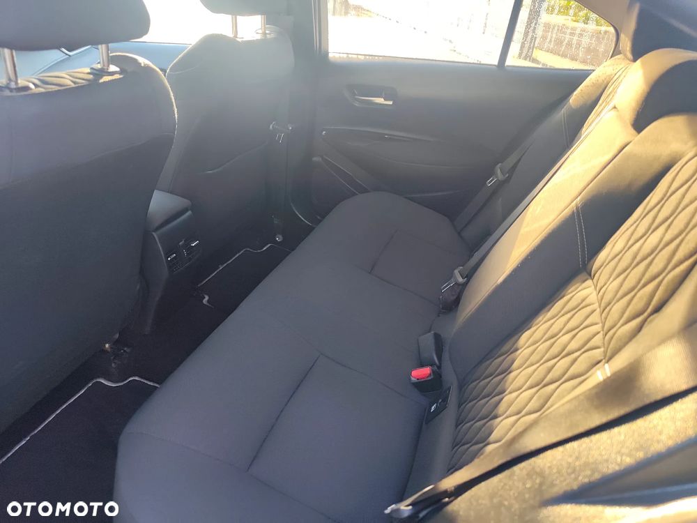 Toyota Corolla 1.8 Hybrid Club - 10
