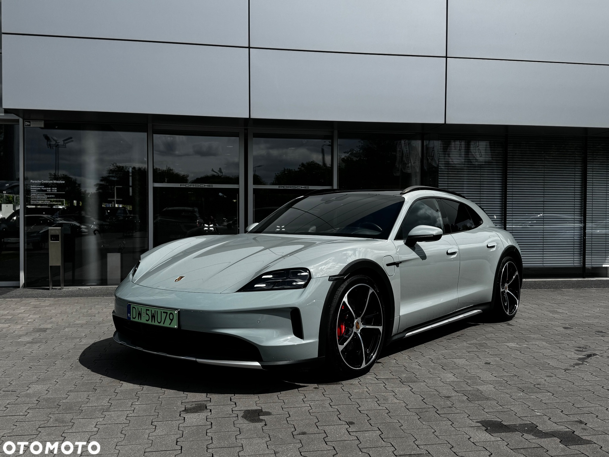 Porsche Taycan 105kWh 4S Cross Turismo - 26