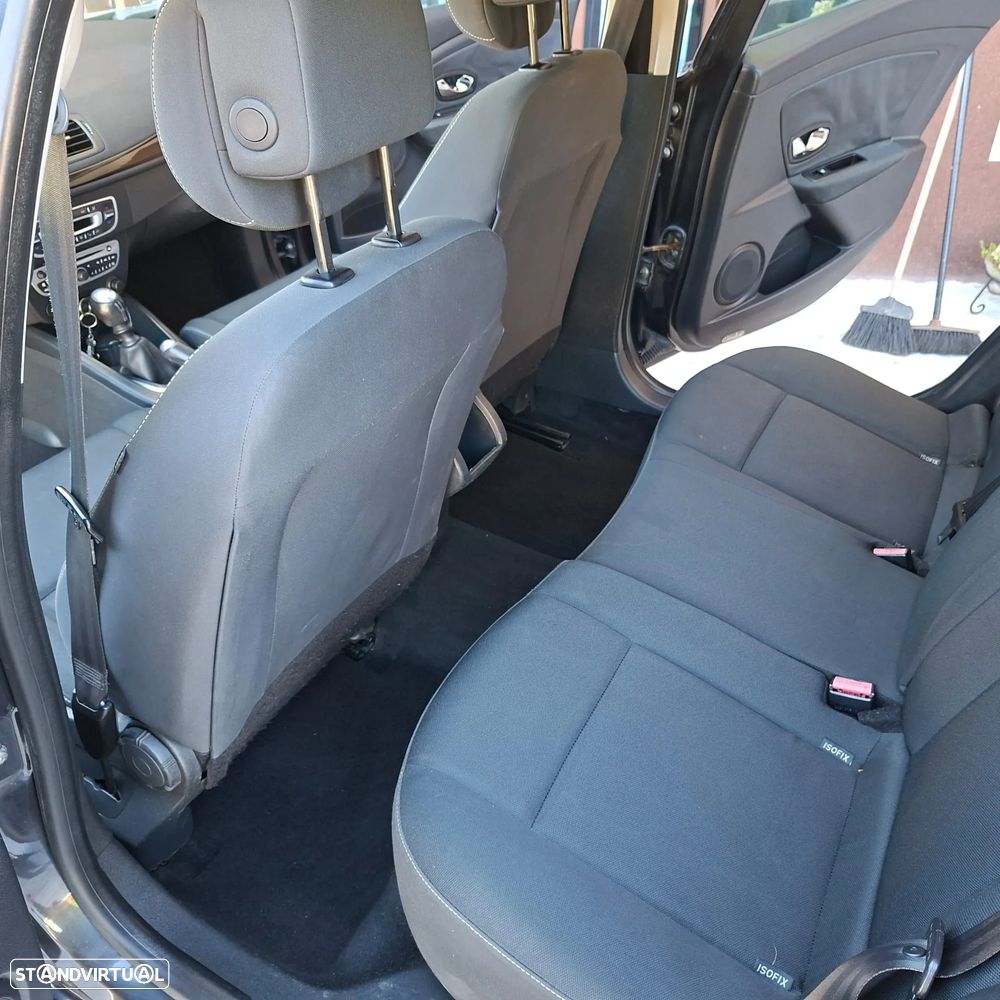 Renault Mégane ENERGY dCi 110 Start & Stop Paris - 2