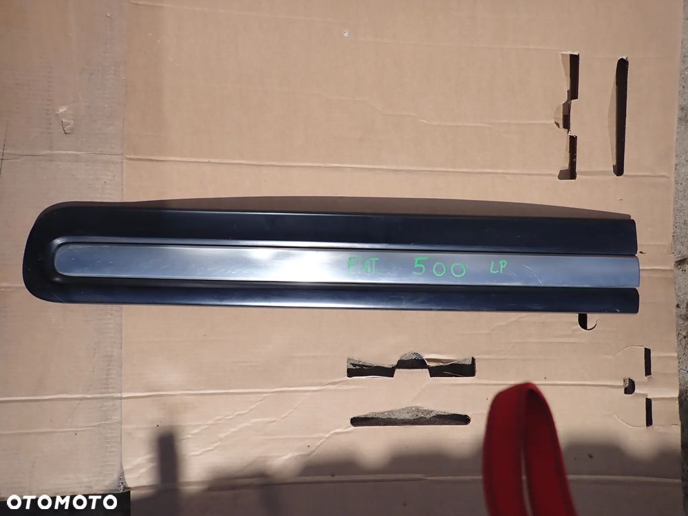 FIAT 500L LISTWA DRZWI PRAWY PRZÓD 735550913 - 1