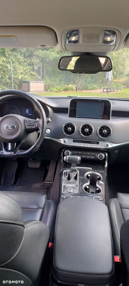 Kia Stinger 2.0 T-GDI GT Line - 11