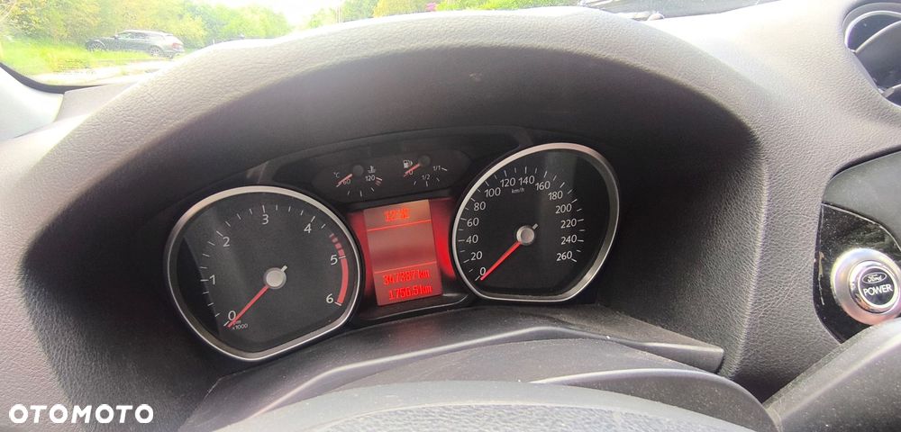 Ford Mondeo ver-1-6-tdci-titanium - 13
