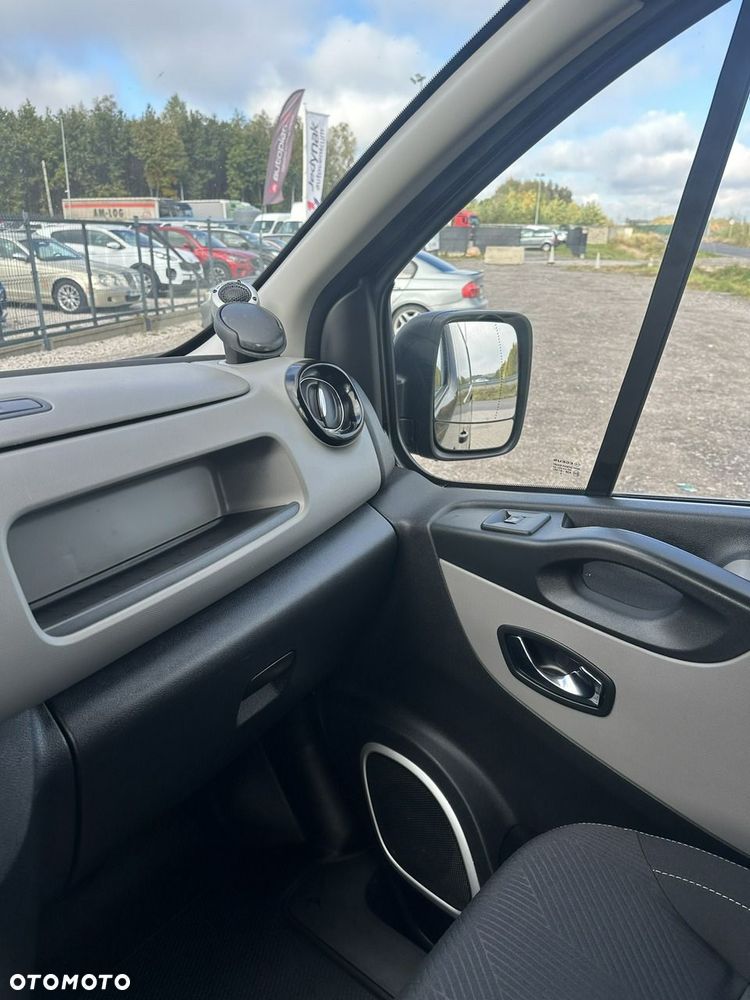 Renault Trafic - 40
